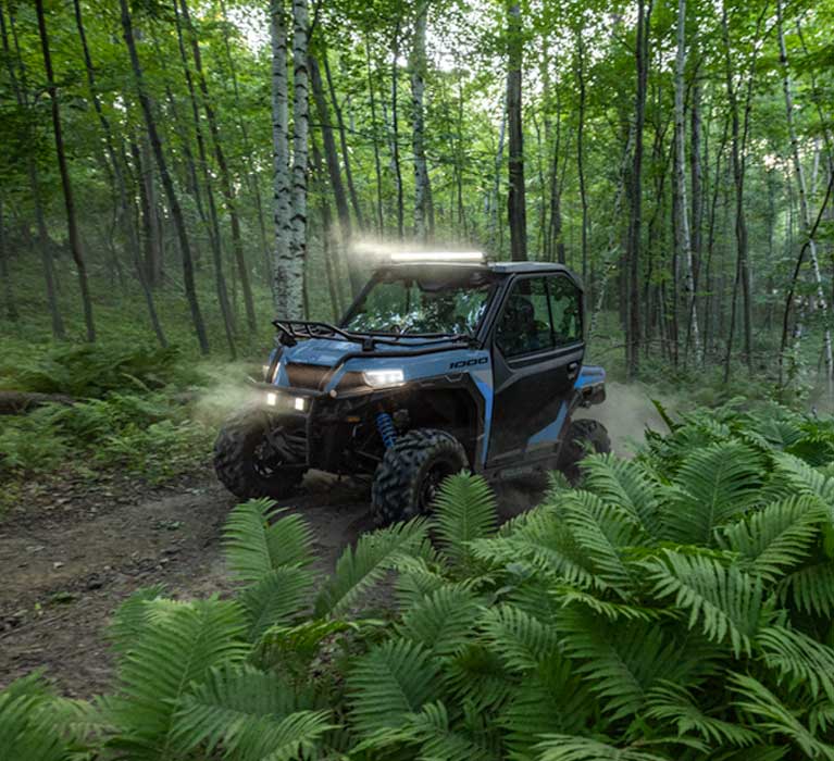 General® 1000 EPS DELUXE ABS